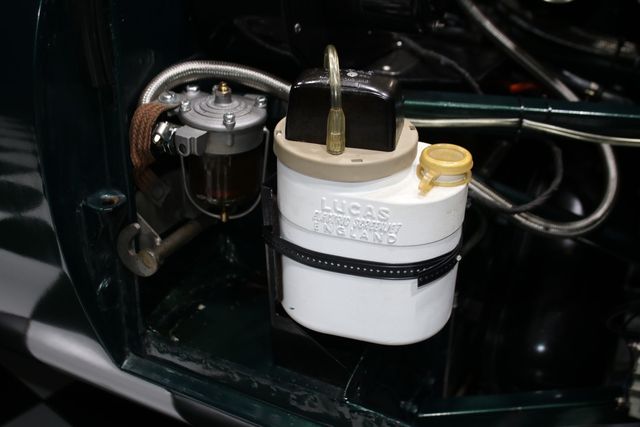 1970 Jaguar XK-E SERIES 2 - 4 SPEED - BRITISH RACING GREEN - 23056668 - 86