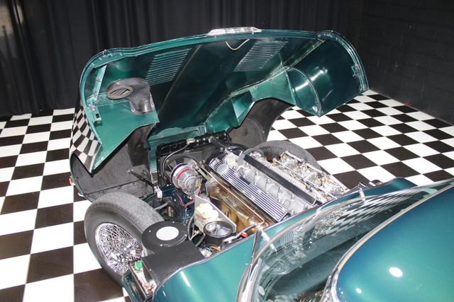 1970 Jaguar XK-E SERIES 2 - 4 SPEED - BRITISH RACING GREEN - 23056668 - 87