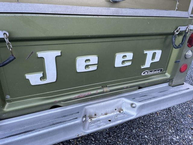 1970 Jeep j2000 Pappys Barn Find AMC Jeep 4x4 with Camper Top - 23086506 - 21