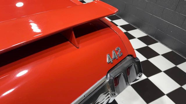 1970 Oldsmobile Cutlass 455cid - 442 W-30 TRIBUTE - BUCKETS - CONSOLE - 22961257 - 27