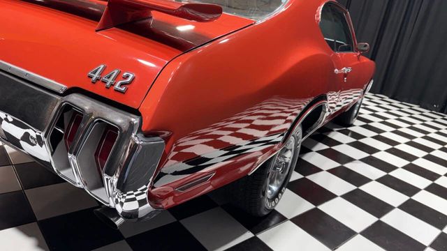 1970 Oldsmobile Cutlass 455cid - 442 W-30 TRIBUTE - BUCKETS - CONSOLE - 22961257 - 39