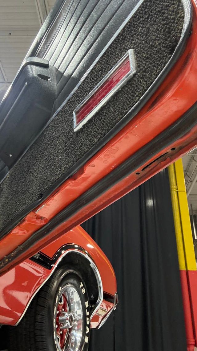 1970 Oldsmobile Cutlass 455cid - 442 W-30 TRIBUTE - BUCKETS - CONSOLE - 22961257 - 68