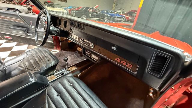 1970 Oldsmobile Cutlass 455cid - 442 W-30 TRIBUTE - BUCKETS - CONSOLE - 22961257 - 84