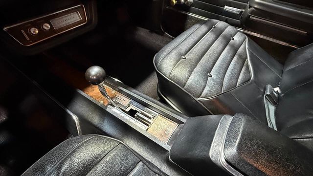 1970 Oldsmobile Cutlass 455cid - 442 W-30 TRIBUTE - BUCKETS - CONSOLE - 22961257 - 88