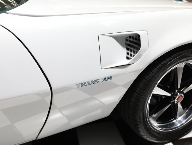 1970 Pontiac Firebird Trans Am Replica - Wimbledon White - Auto - 23056708 - 17