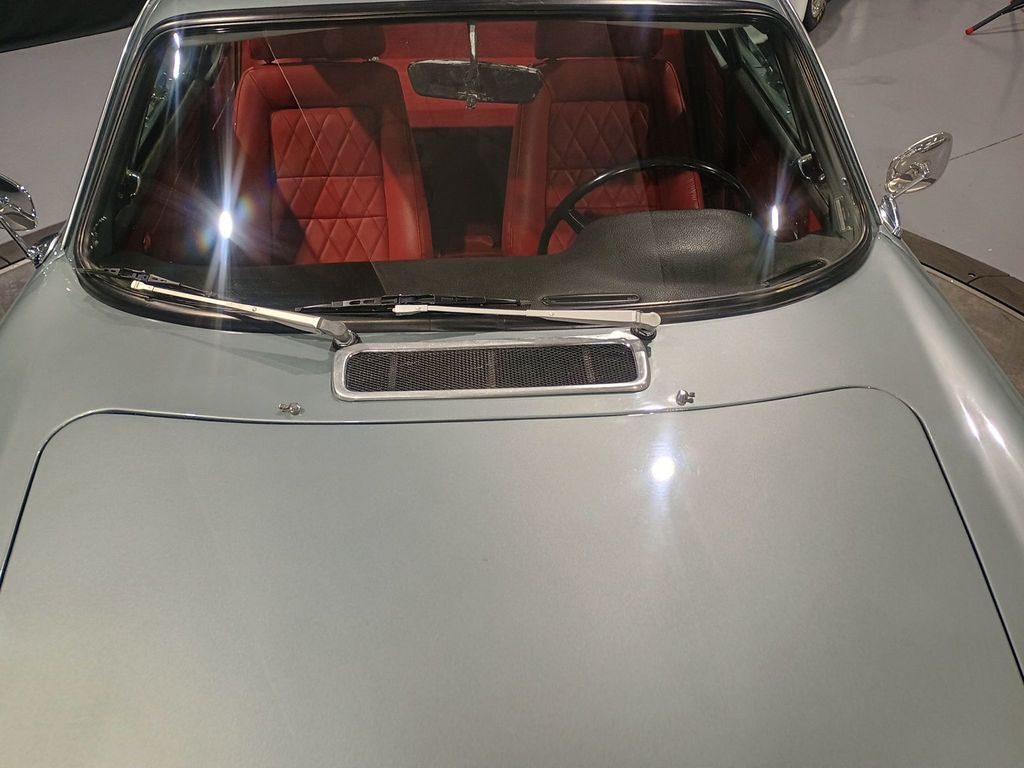 1970 Volvo 1800E 4-Speed 1800E 4-Speed Manual w/Overdrive - 22969039 - 15