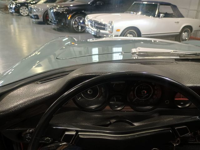 1970 Volvo 1800E 4-Speed 1800E 4-Speed Manual w/Overdrive - 22969039 - 38