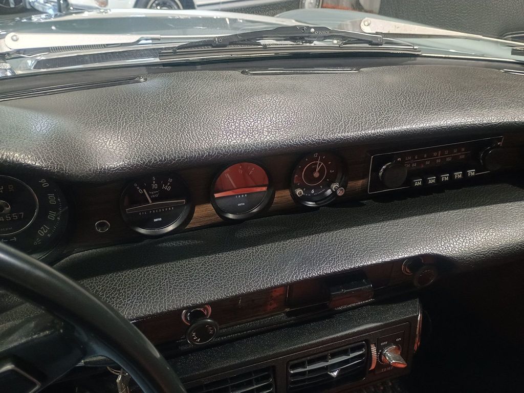 1970 Volvo 1800E 4-Speed 1800E 4-Speed Manual w/Overdrive - 22969039 - 39