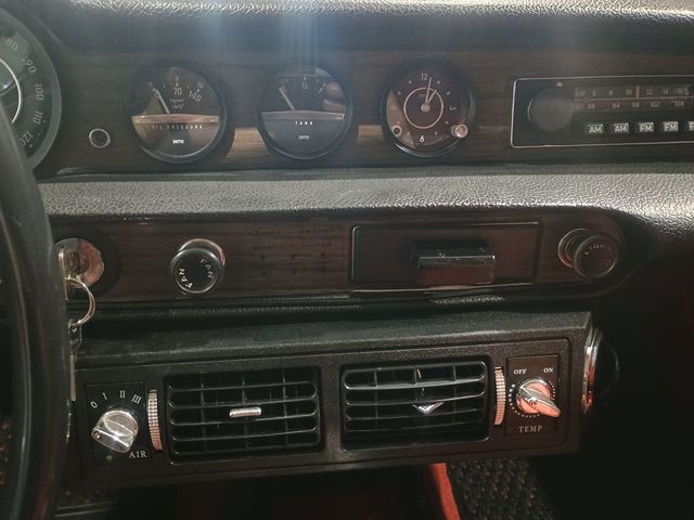 1970 Volvo 1800E 4-Speed 1800E 4-Speed Manual w/Overdrive - 22969039 - 43