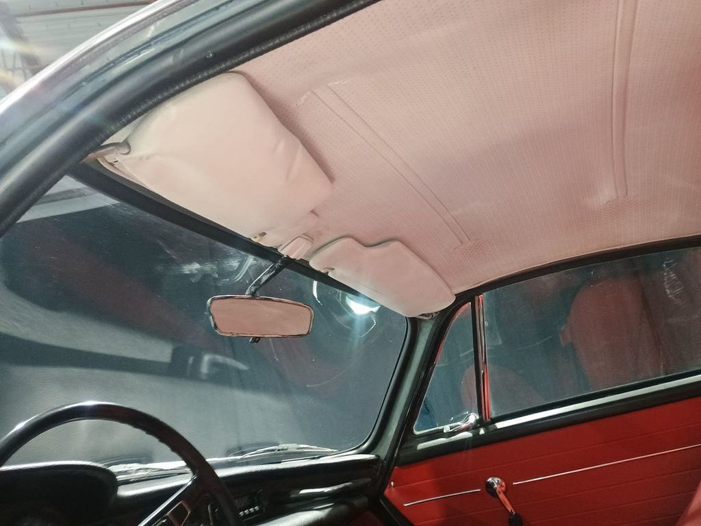 1970 Volvo 1800E 4-Speed 1800E 4-Speed Manual w/Overdrive - 22969039 - 46