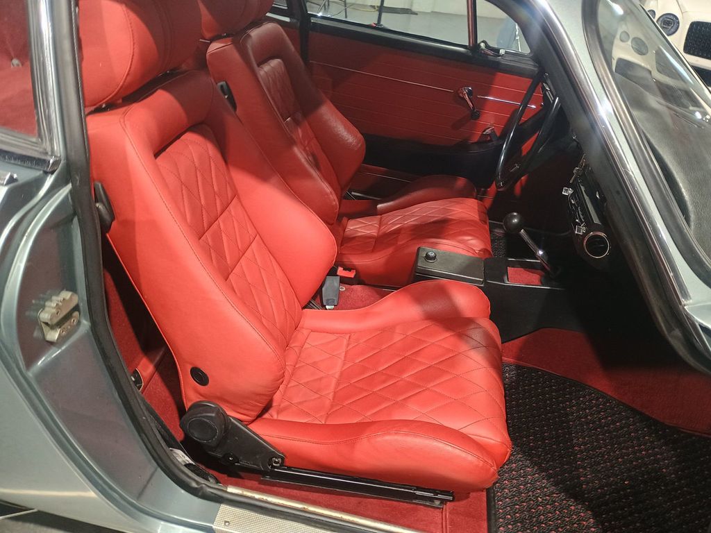 1970 Volvo 1800E 4-Speed 1800E 4-Speed Manual w/Overdrive - 22969039 - 60