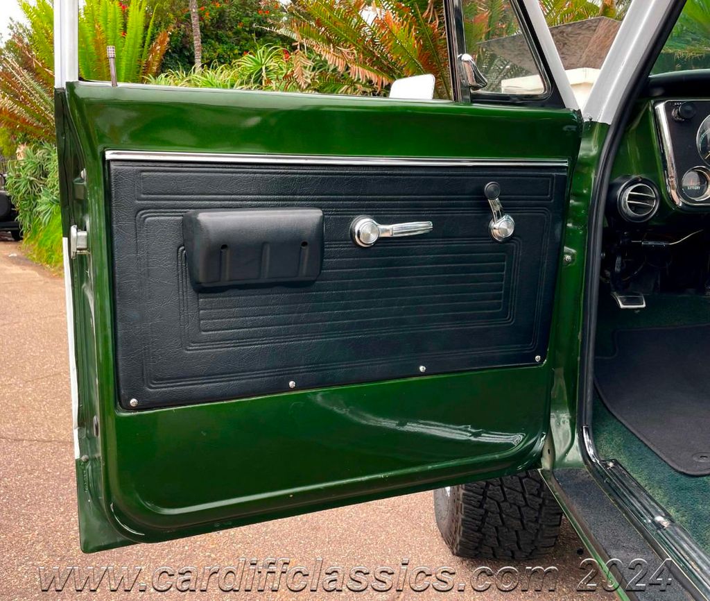 1971 Chevrolet C/K-10 Cheyenne  - 21687815 - 20