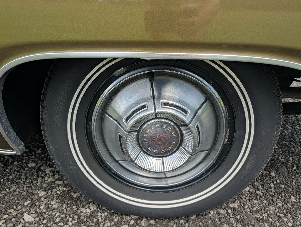 1971 Dodge Dart Classic 2 Door Dart Swinger w Leaning Tower of Power - 23068846 - 18