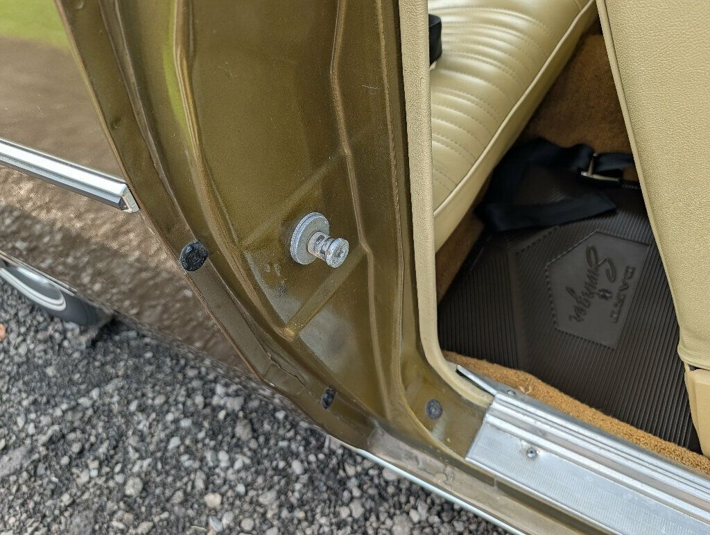 1971 Dodge Dart Classic 2 Door Dart Swinger w Leaning Tower of Power - 23068846 - 33