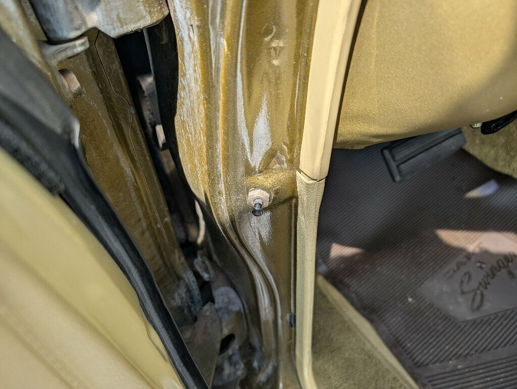 1971 Dodge Dart Classic 2 Door Dart Swinger w Leaning Tower of Power - 23068846 - 34