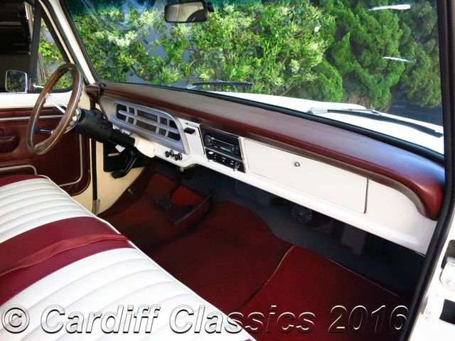 1971 Ford F-100 Sport Custom SHORT BED STYLESIDE PICKUP  - 14956775 - 15