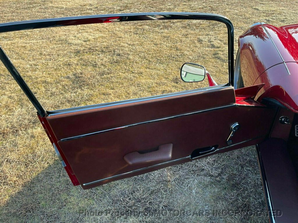 1971 Jaguar E-Type Custom Coupe Multiple Concours-Winning Custom E-Type - 21814556 - 10