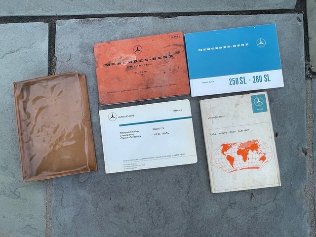 1971 Mercedes-Benz 280SL 1971 MERCEDES BENZ 280SL ROADSTER CLASSIC & RESTORED! - 21483109 - 14