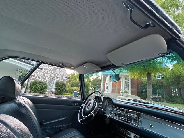 1971 Mercedes-Benz 280SL 1971 MERCEDES BENZ 280SL ROADSTER CLASSIC & RESTORED! - 21483109 - 8
