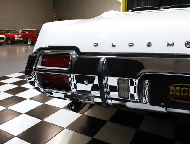 1971 Oldsmobile Cutlass SUPREME - FUN SUMMER TIME CONVERTIBLE - 22996733 - 25