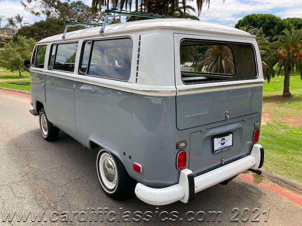 1971 Volkswagen Bus  - 20866246 - 10