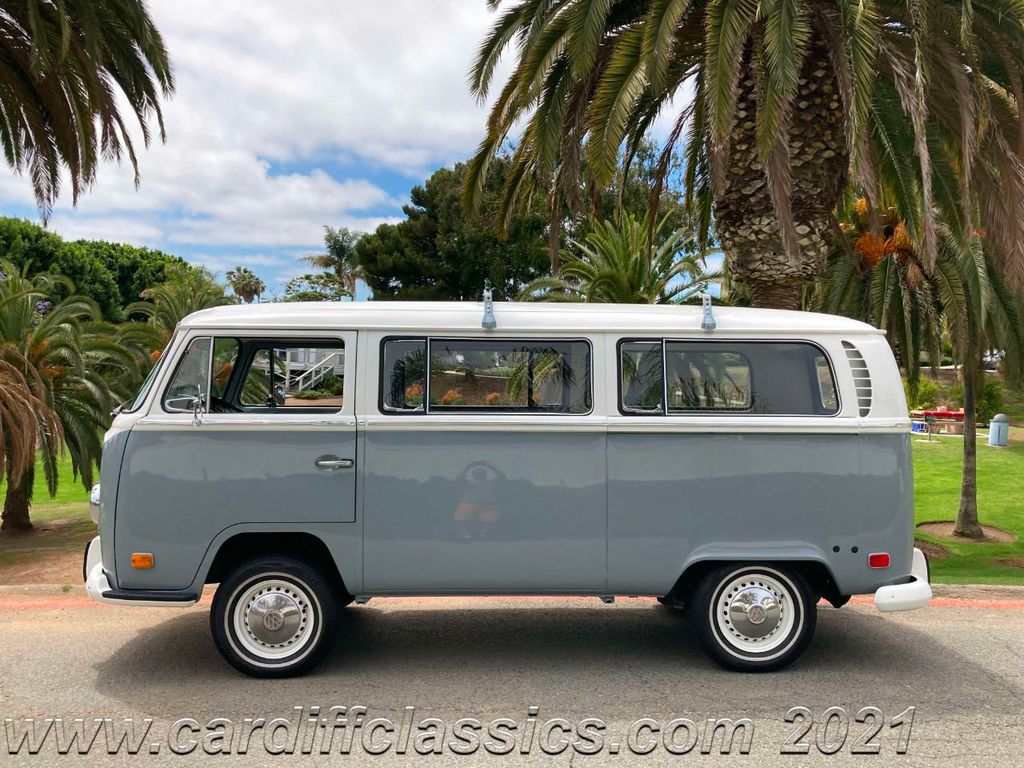 1971 Volkswagen Bus  - 20866246 - 3