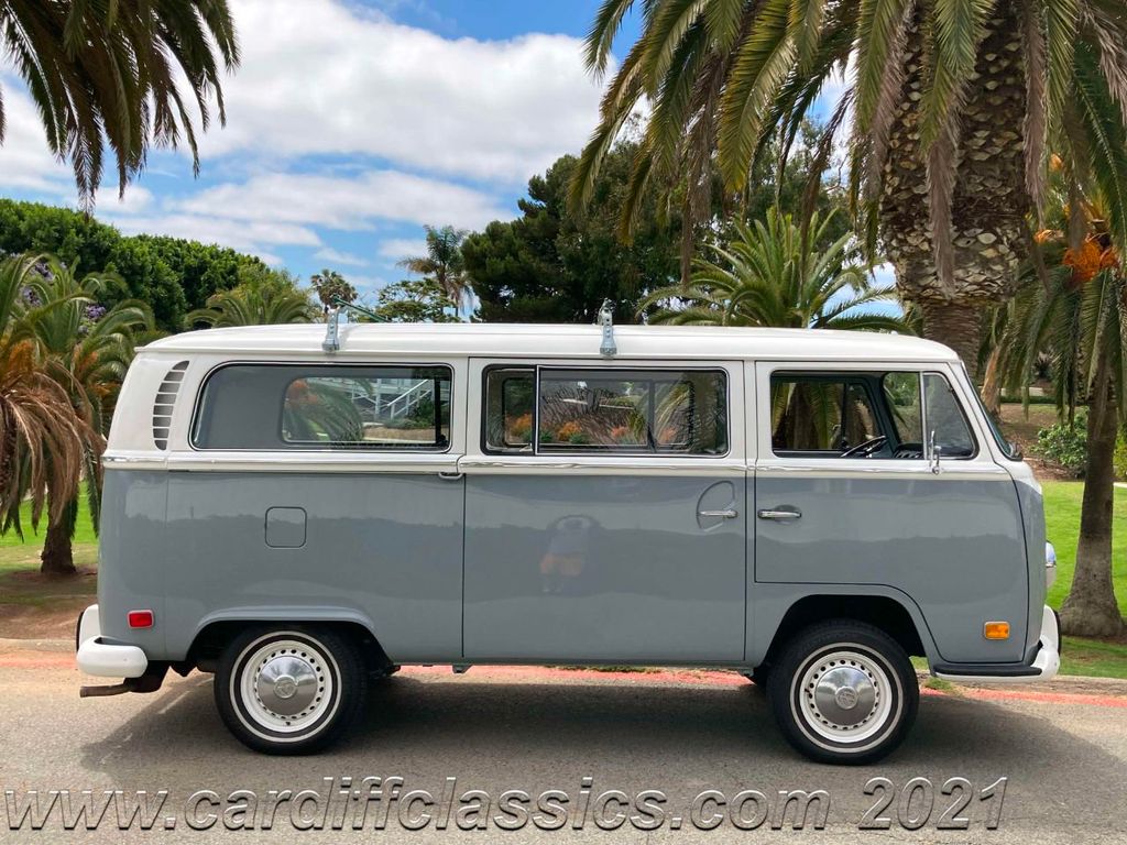 1971 Volkswagen Bus  - 20866246 - 4