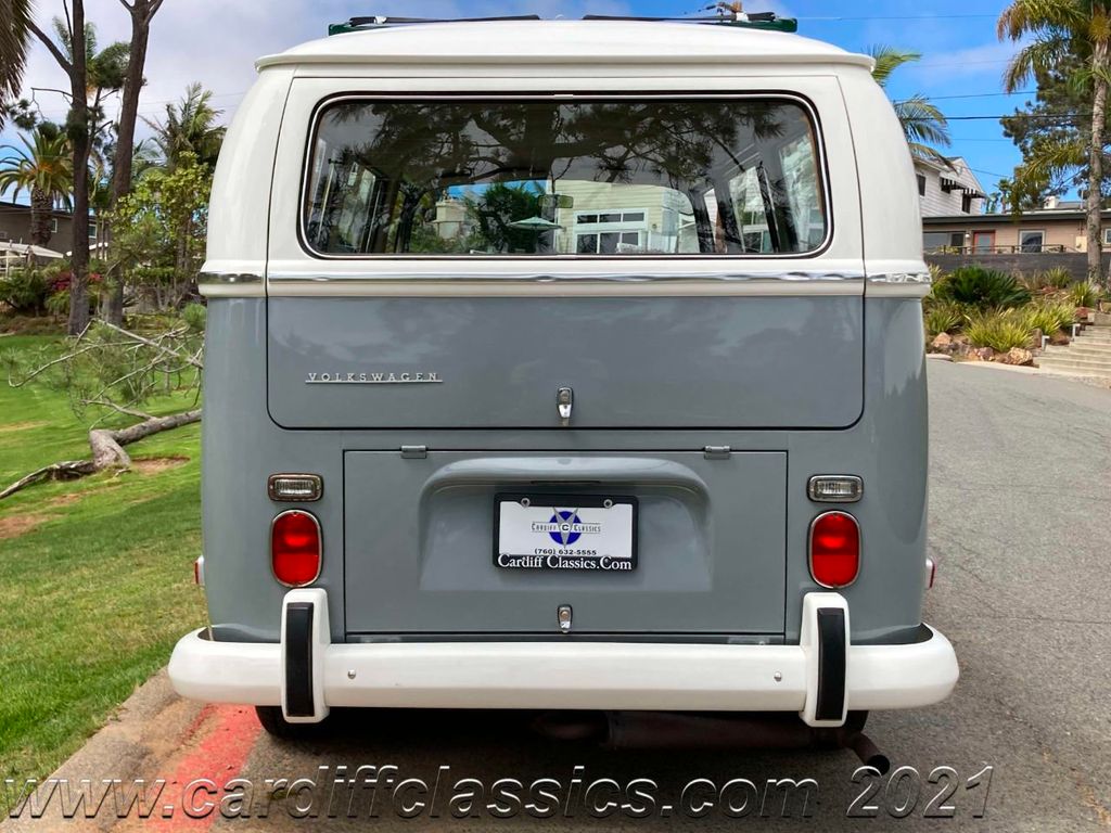 1971 Volkswagen Bus  - 20866246 - 6