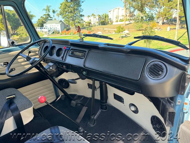 1971 Volkswagen Bus  - 22238374 - 16