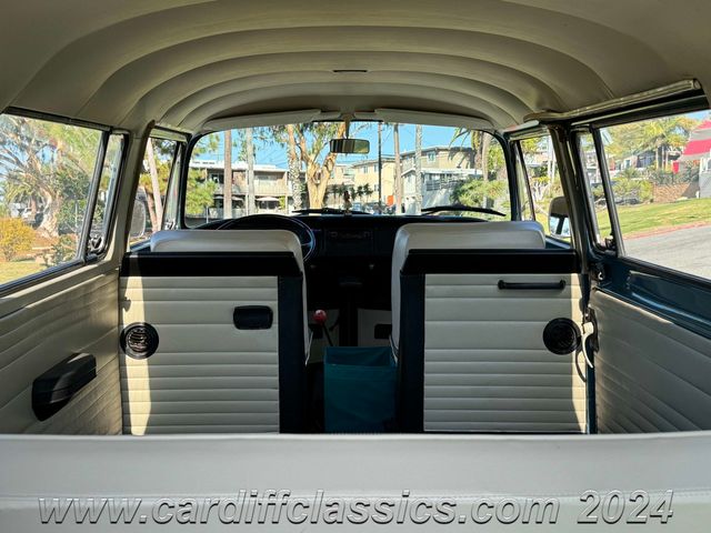 1971 Volkswagen Bus  - 22238374 - 21