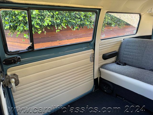 1971 Volkswagen Bus  - 22238374 - 23