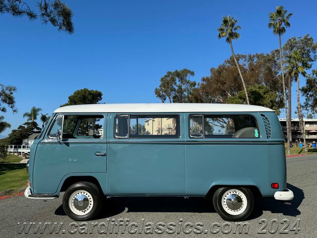 1971 Volkswagen Bus  - 22238374 - 5