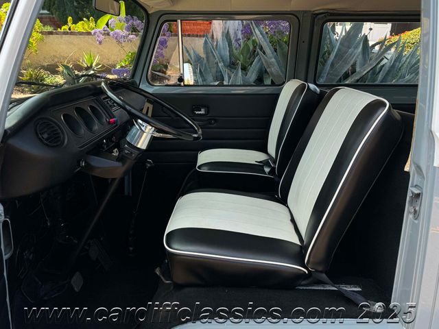 1971 Volkswagen Bus  - 22457681 - 1