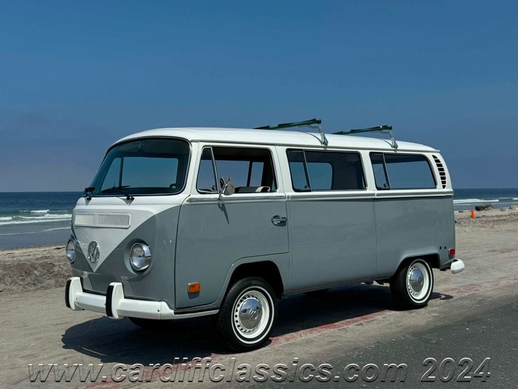 1971 Volkswagen Bus  - 22457681 - 38