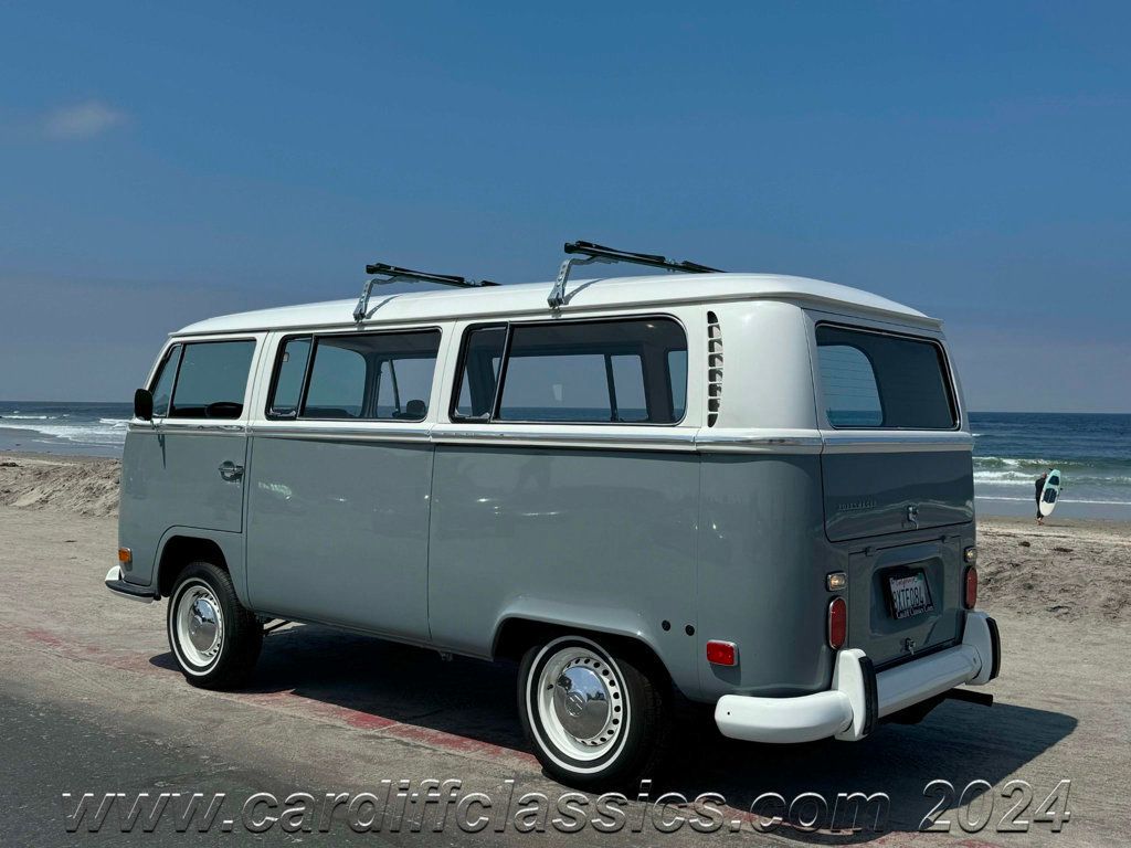 1971 Volkswagen Bus  - 22457681 - 44