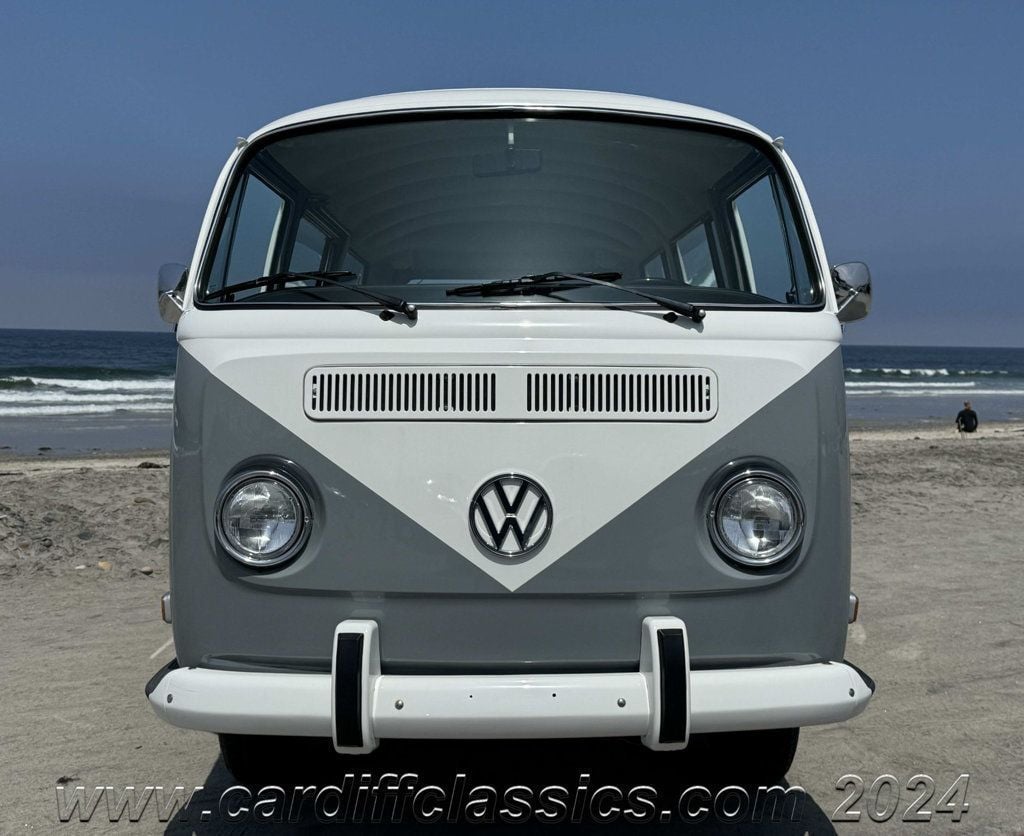 1971 Volkswagen Bus  - 22457681 - 45