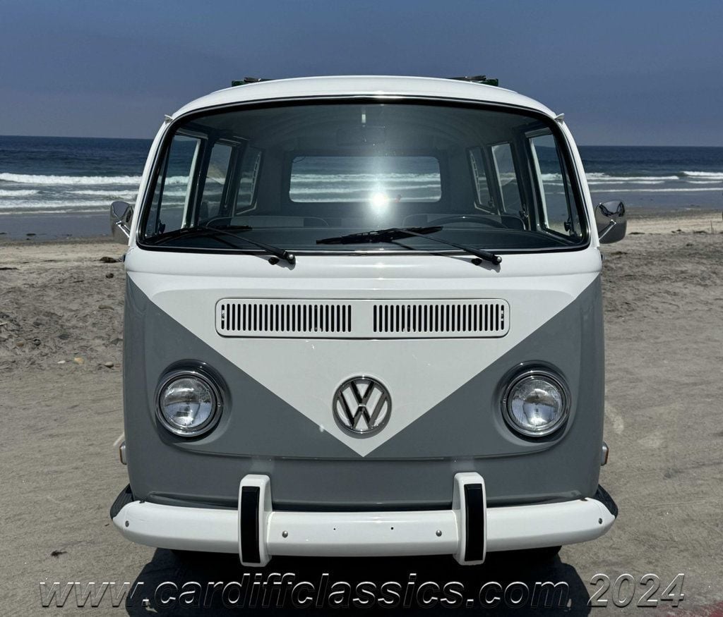 1971 Volkswagen Bus  - 22457681 - 46