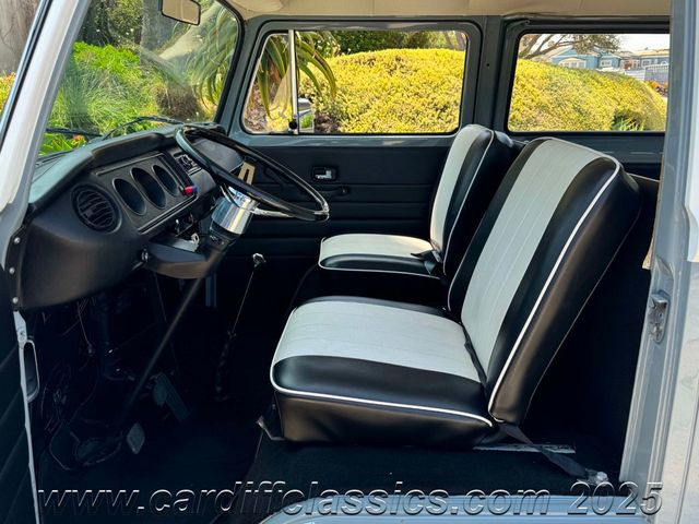 1971 Volkswagen Bus  - 22457681 - 86
