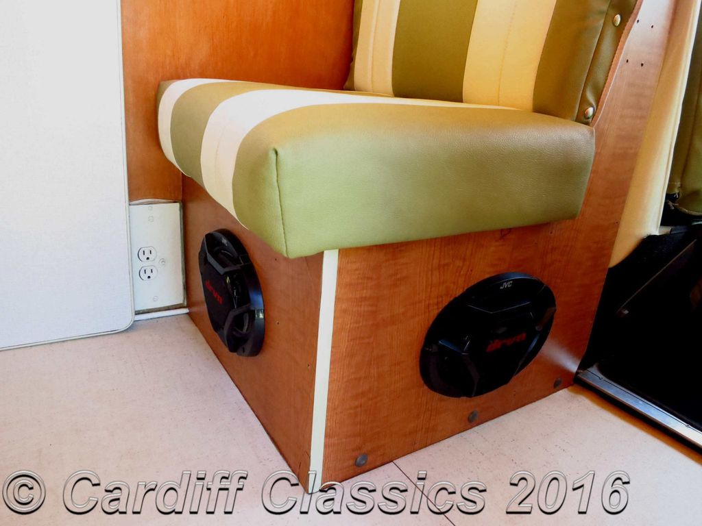 1971 Volkswagen Westfalia Bus 1600cc Campmobile T2 - 15310142 - 23