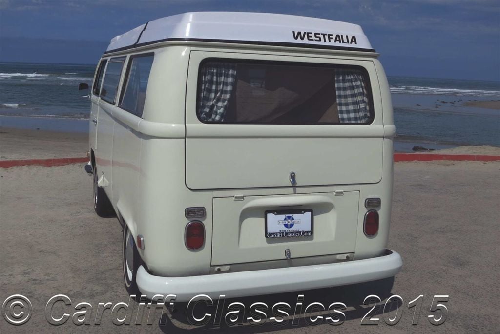 1971 Volkswagen Westfalia Bus Type 2 Bay-Window Pop-Top - 13996396 - 10