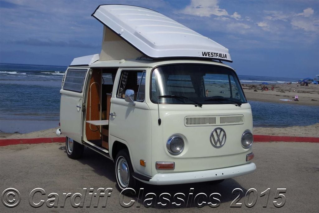 1971 Volkswagen Westfalia Bus Type 2 Bay-Window Pop-Top - 13996396 - 2