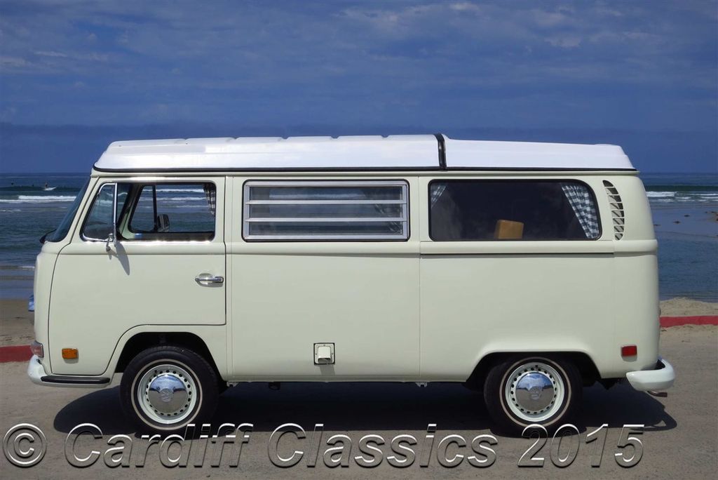 1971 Volkswagen Westfalia Bus Type 2 Bay-Window Pop-Top - 13996396 - 4