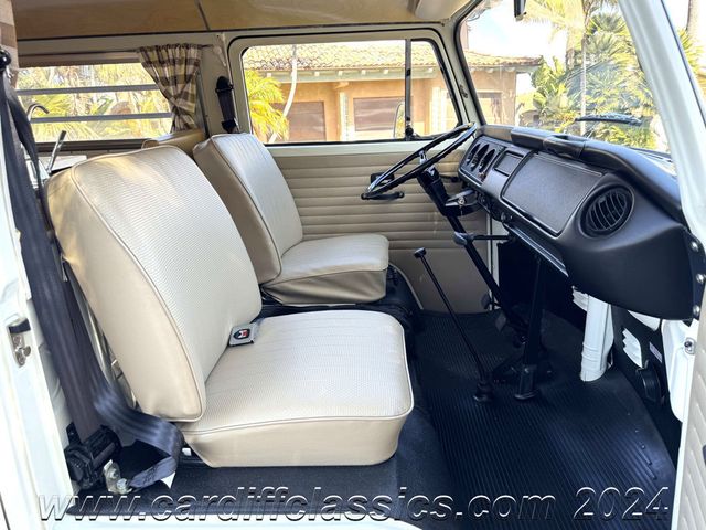 1971 Volkswagen Westfalia Campmobile Bus  - 22351289 - 16