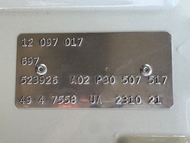 1971 Volkswagen Westfalia Campmobile Bus  - 22351289 - 31