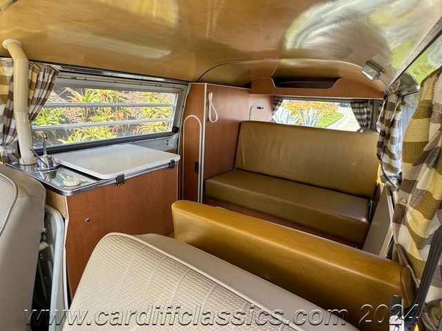 1971 Volkswagen Westfalia Campmobile Bus  - 22351289 - 4