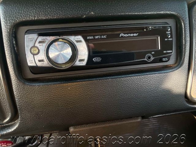 1971 Volkswagen Westfalia Pop Up  - 22927707 - 24