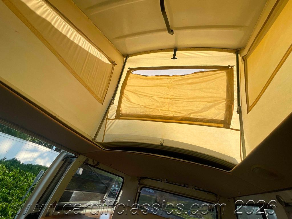 1971 Volkswagen Westfalia Pop Up  - 22927707 - 27