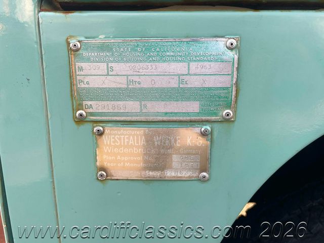 1971 Volkswagen Westfalia Pop Up  - 22927707 - 47