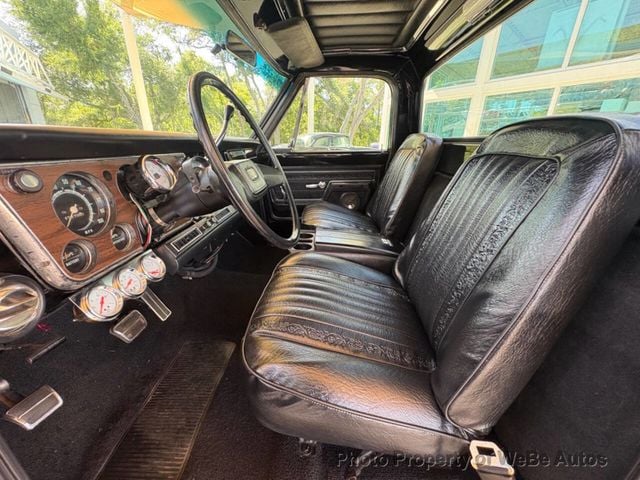 1972 Chevrolet C10  - 23018121 - 24