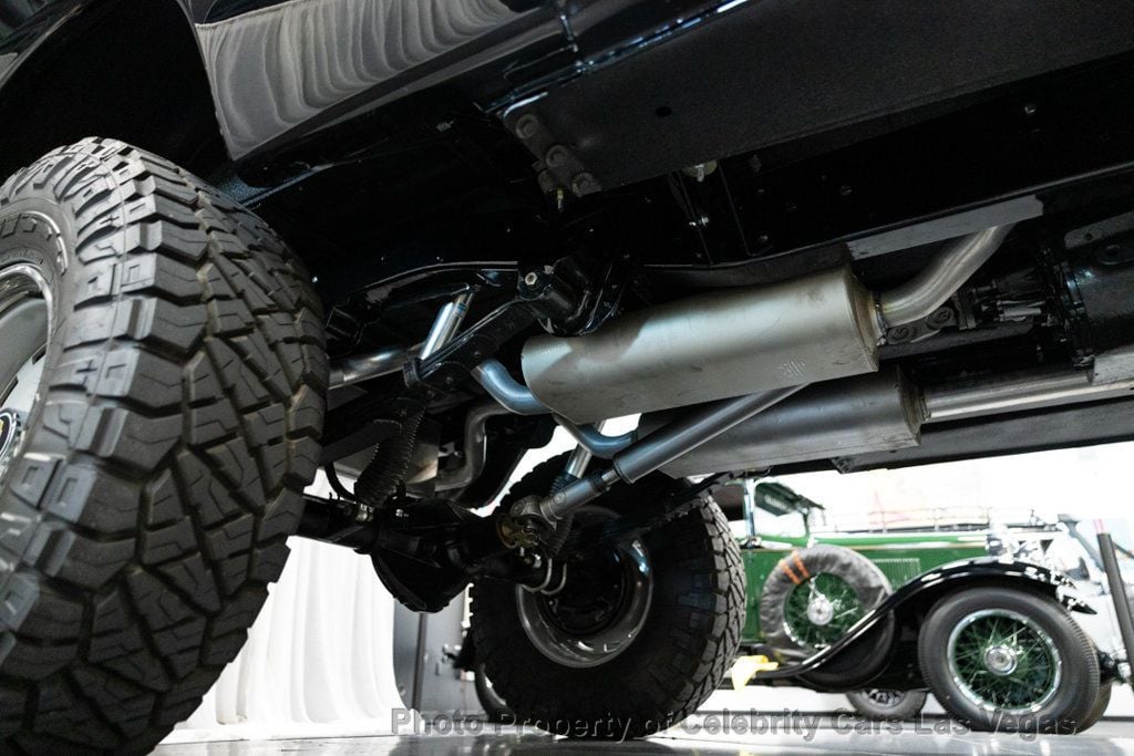 1972 Chevrolet K5 Blazer K5 Blazer Custom RESTOMOD $200K + invested - 22922240 - 40